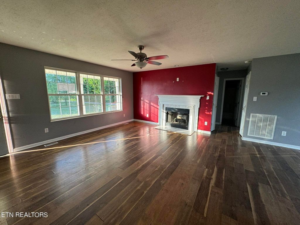 Photo of 5846 Old Niles Ferry Pike, Greenback, TN 37742 (MLS # 1267976)