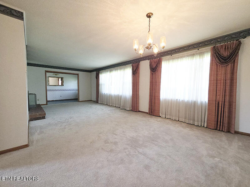 4912 Montmorency Drive