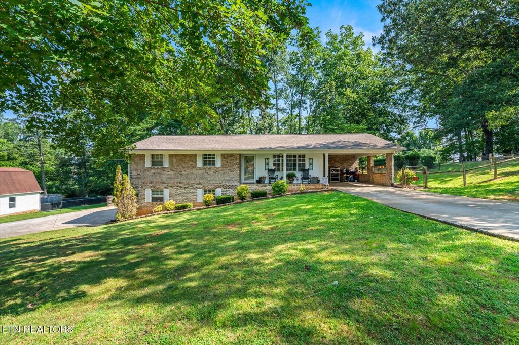 Photo of 3026 Oliver St, White Pine, TN 37890 (MLS # 1306486)