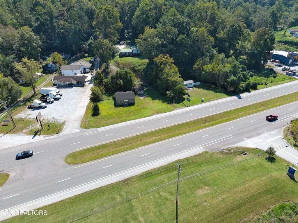 Photo of 2301 Roane State Hwy, Harriman, TN 37748 (MLS # 1317685)