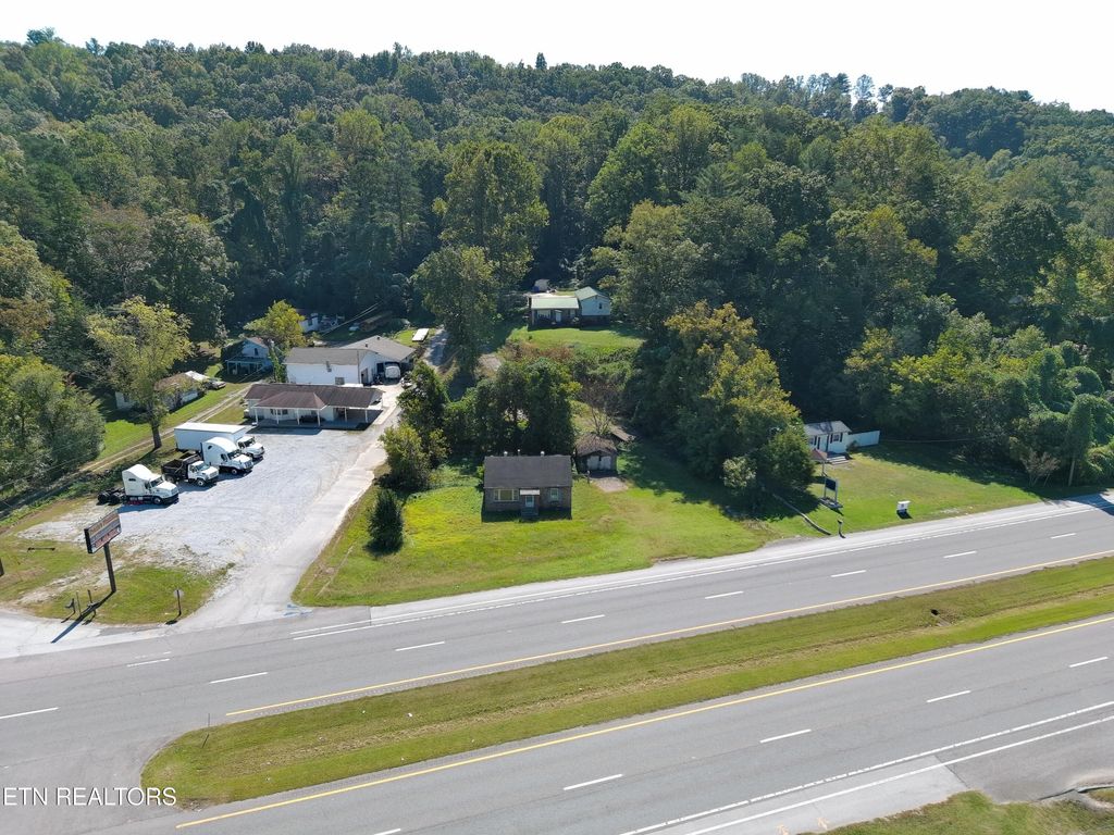 Photo of 2301 Roane State Hwy, Harriman, TN 37748 (MLS # 1317685)