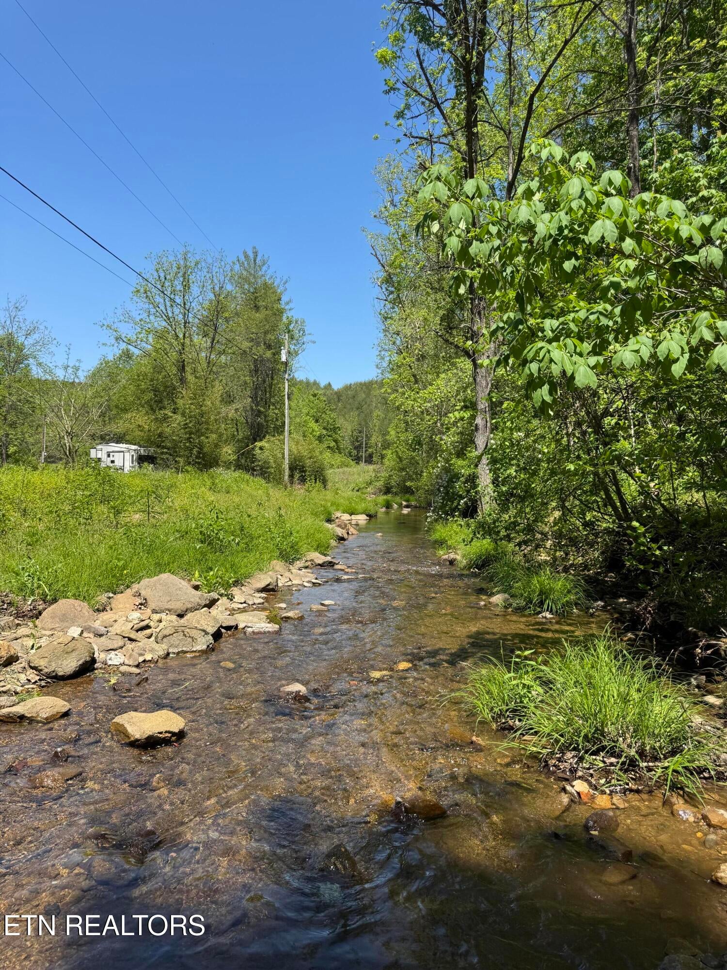 915 Chestnut Valley Rd