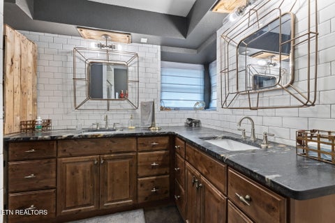 Tiny photo for 121 Wendover Circle, Oak Ridge, TN 37830 (MLS # 1356789)