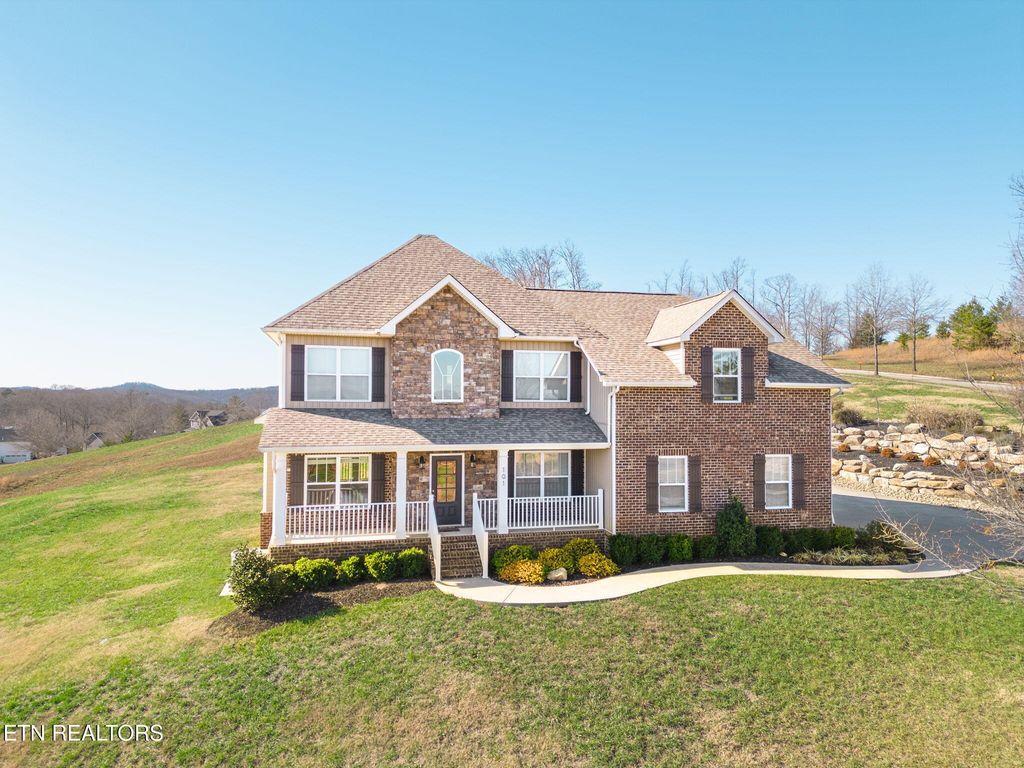 Photo of 101 Littonberry St, Oak Ridge, TN 37830 (MLS # 1323273)