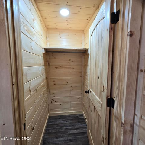 Tiny photo for 137 John Cox Rd, Deer Lodge, TN 37726 (MLS # 1336873)