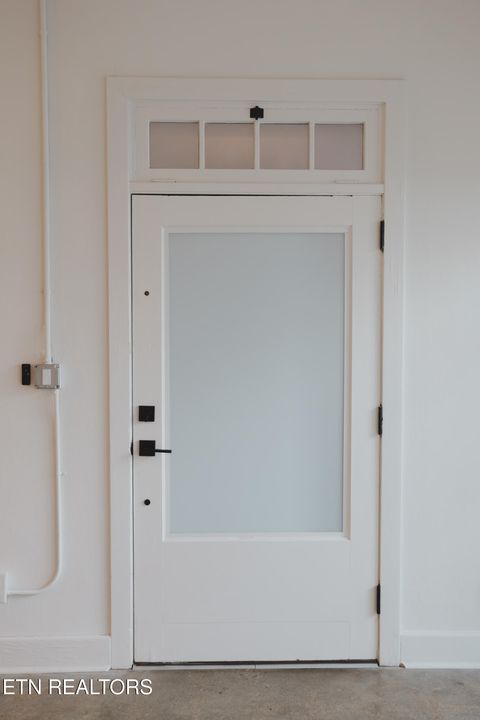 Tiny photo for 3415 N Broadway St #105, Knoxville, TN 37917 (MLS # 1333796)