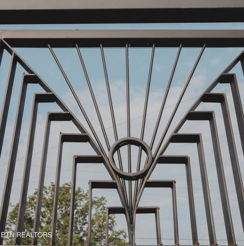 Tiny photo for 3415 N Broadway St #105, Knoxville, TN 37917 (MLS # 1333796)