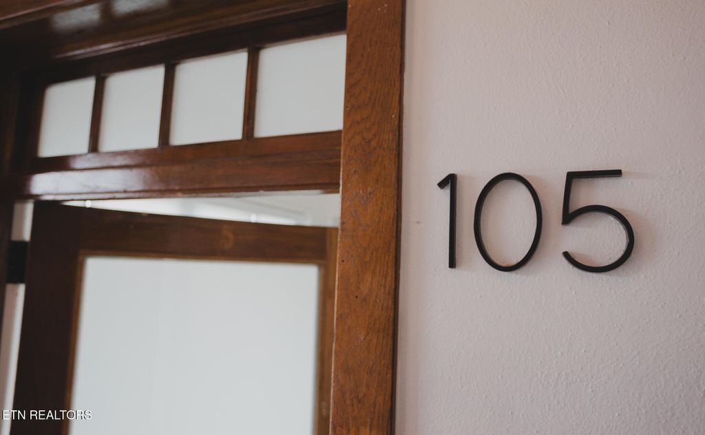 Photo of 3415 N Broadway St #105, Knoxville, TN 37917 (MLS # 1333796)