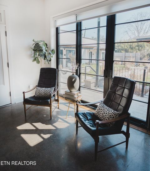 Tiny photo for 3415 N Broadway St #105, Knoxville, TN 37917 (MLS # 1333796)