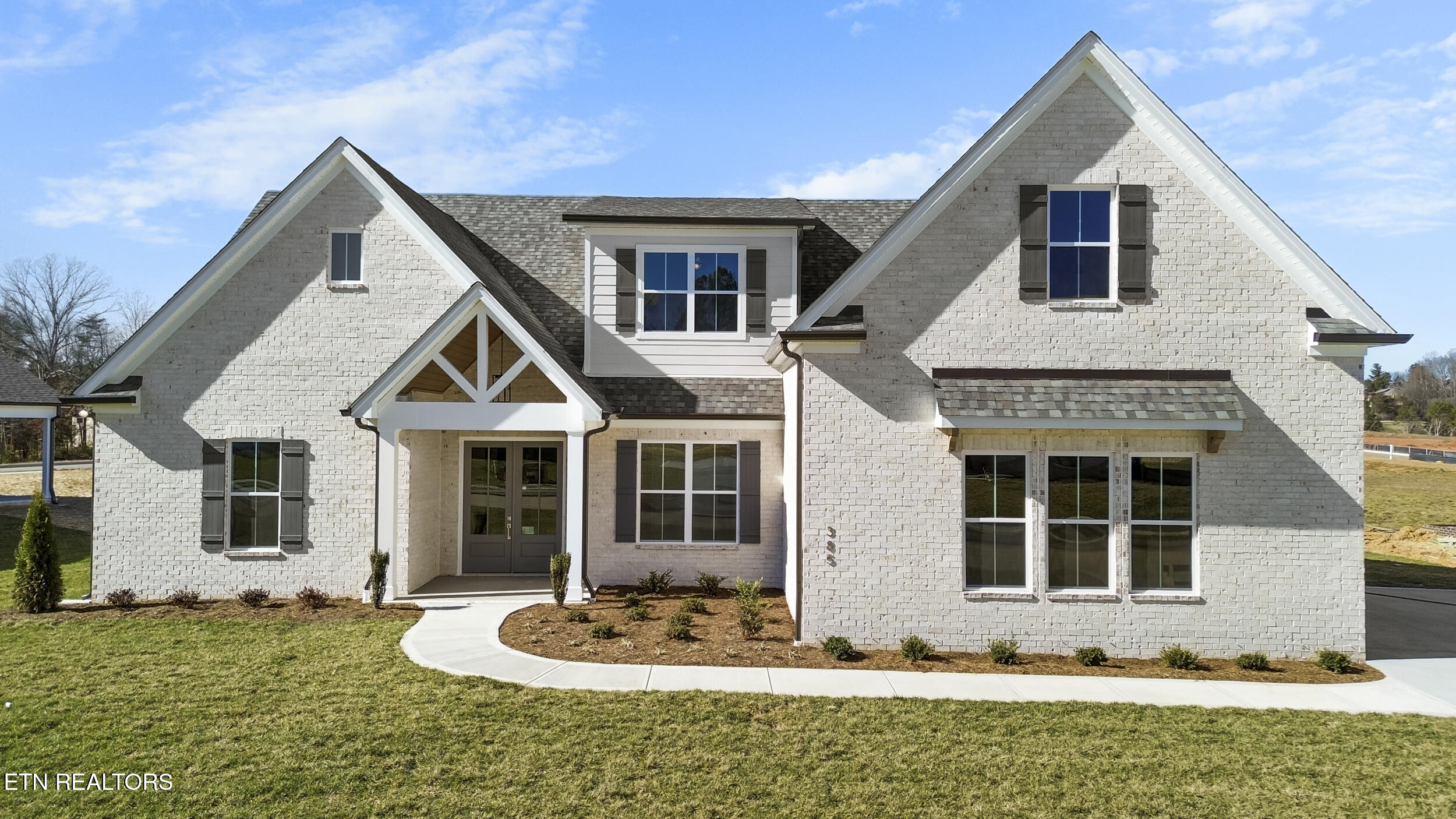 385 Poppy Place