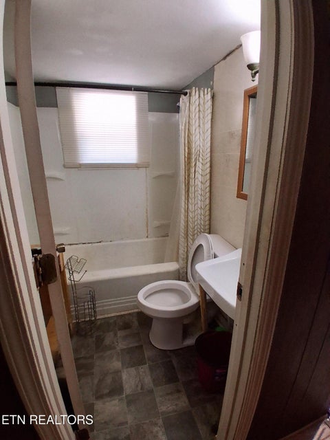Tiny photo for 2528 Selma Ave, Knoxville, TN 37914 (MLS # 1347546)