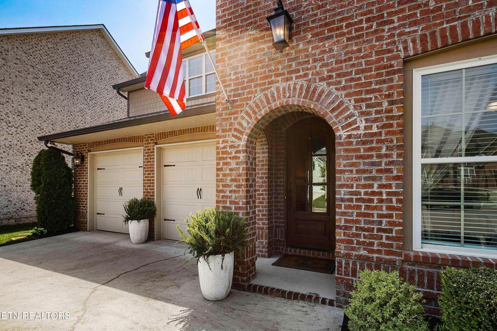 Photo of 1309 Feather Rose Lane, Knoxville, TN 37923 (MLS # 1335981)