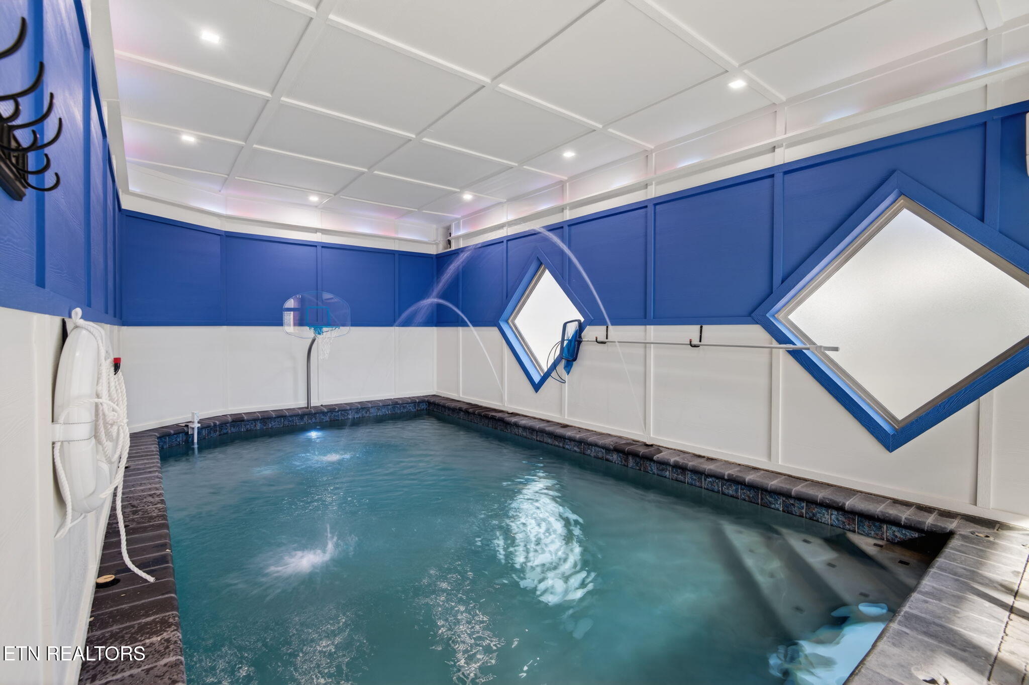 3138 White Falcon Way