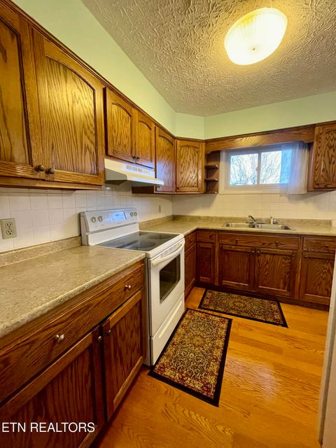 Tiny photo for 510 Lee Drive, Morristown, TN 37814 (MLS # 1329721)