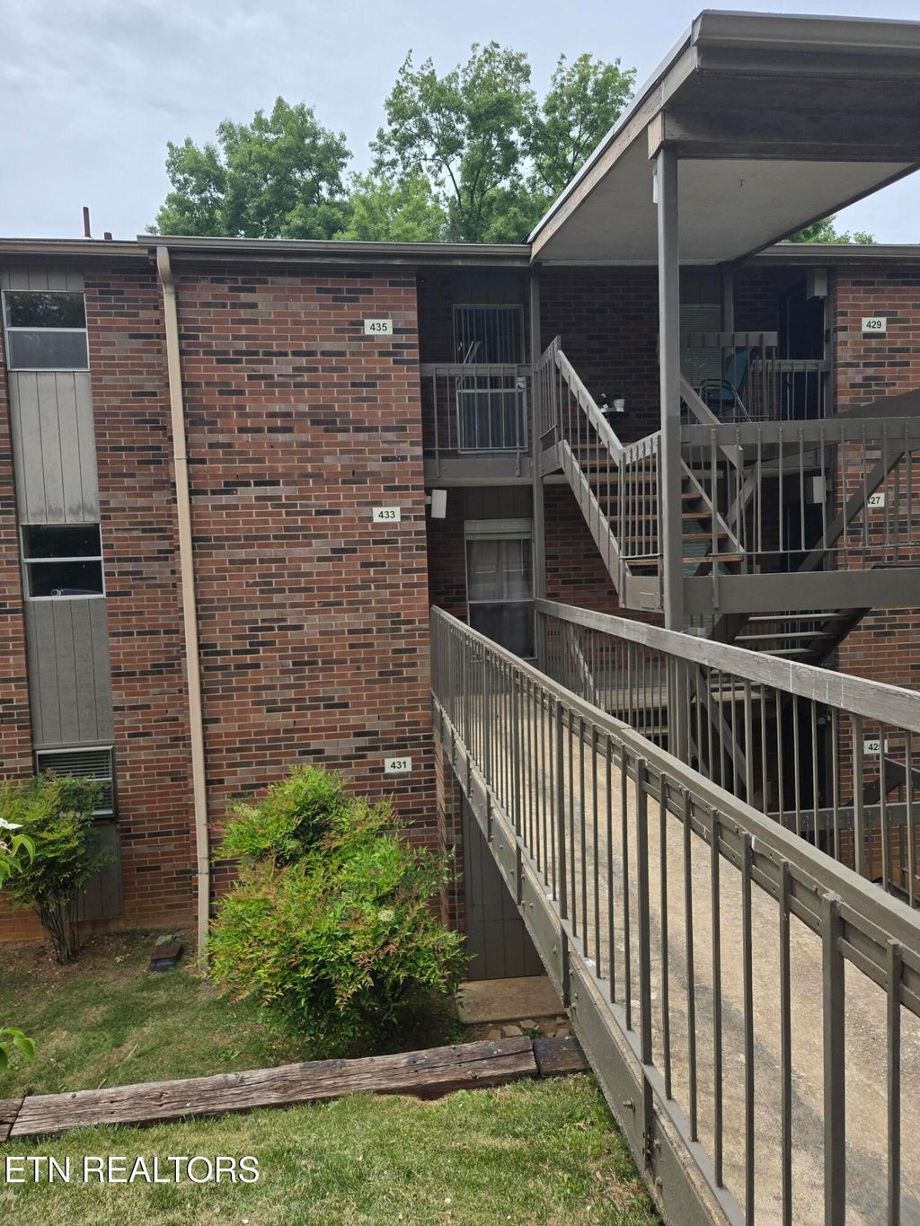 Photo of 435 Canberra Drive, Knoxville, TN 37923 (MLS # 1340063)