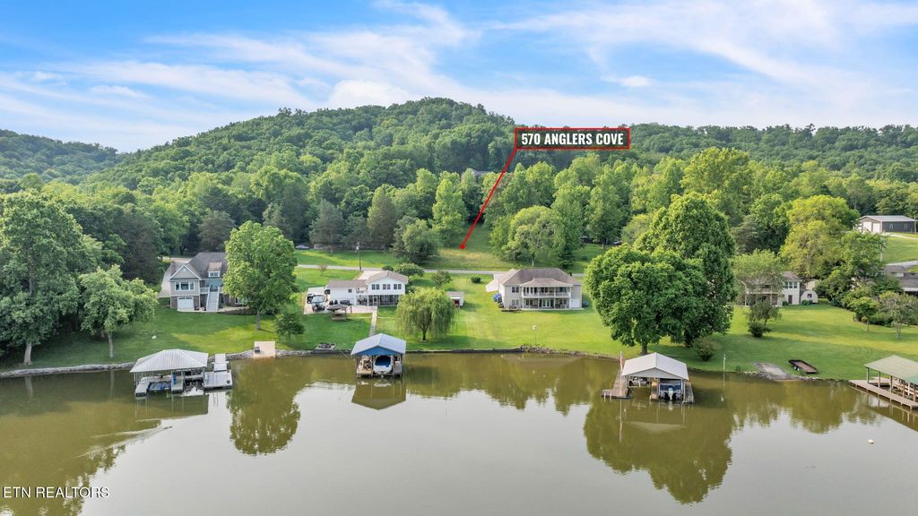 Photo of 570 Anglers Cove Rd Rd, Kingston, TN 37763 (MLS # 1303160)