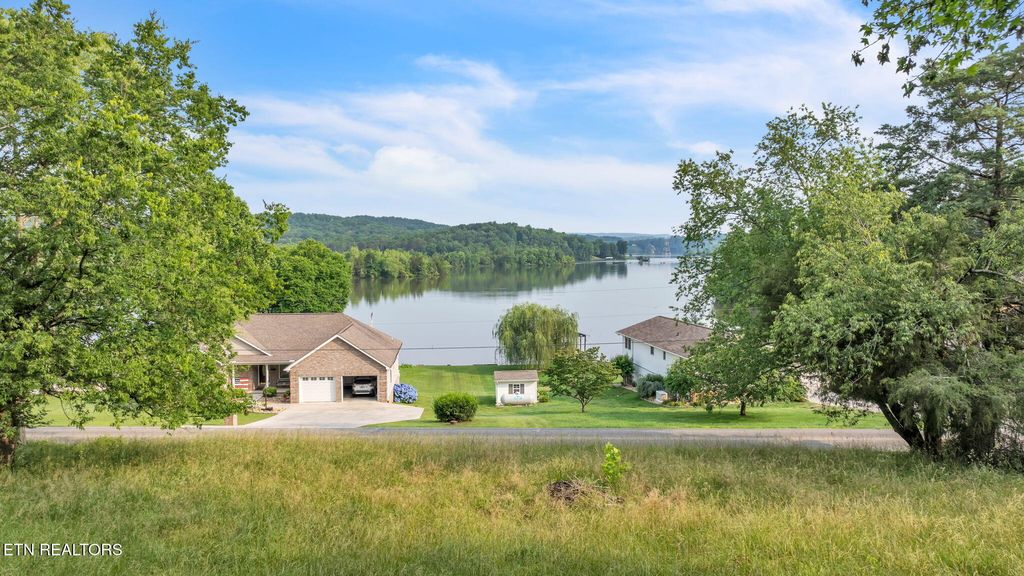 Photo of 570 Anglers Cove Rd Rd, Kingston, TN 37763 (MLS # 1303160)