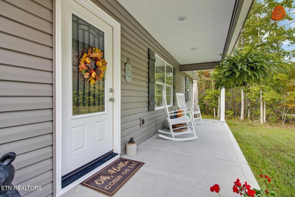 Photo of 6334 Osage Rd, Crossville, TN 38572 (MLS # 1314650)