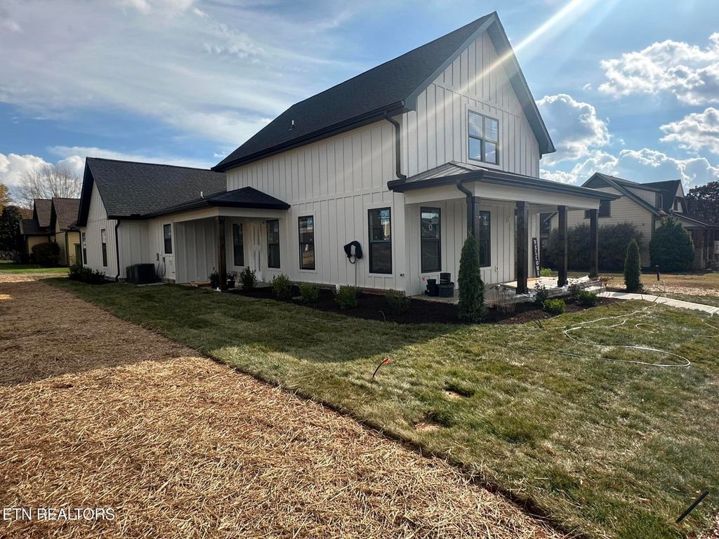 Photo of 263 Wildcat Run Drive, Loudon, TN 37774 (MLS # 1322421)