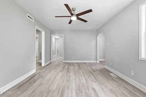 Tiny photo for 2548 Larkwood Lane, Knoxville, TN 37921 (MLS # 1340221)