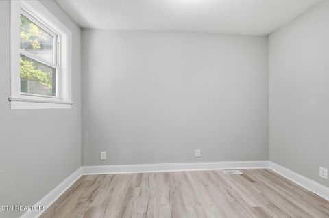 Tiny photo for 2548 Larkwood Lane, Knoxville, TN 37921 (MLS # 1340221)