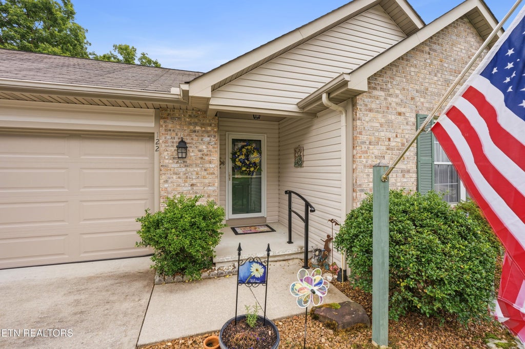 Photo of 122 Wycliff Lane, Crossville, TN 38558 (MLS # 1346283)