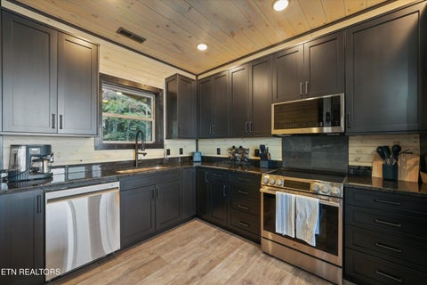 Tiny photo for 3297 Duncan Springs Rd, Sevierville, TN 37876 (MLS # 1355438)
