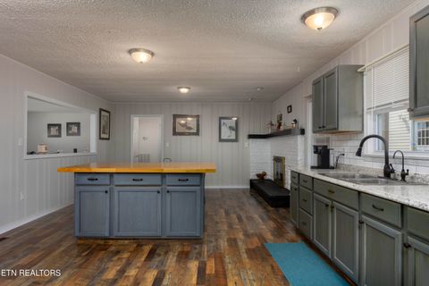 Tiny photo for 161 S Hillcrest Drive, Spring City, TN 37381 (MLS # 1315038)