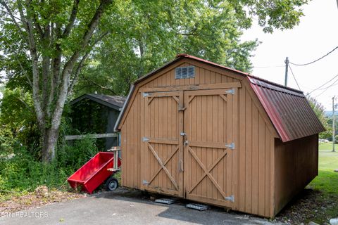 Tiny photo for 161 S Hillcrest Drive, Spring City, TN 37381 (MLS # 1315038)