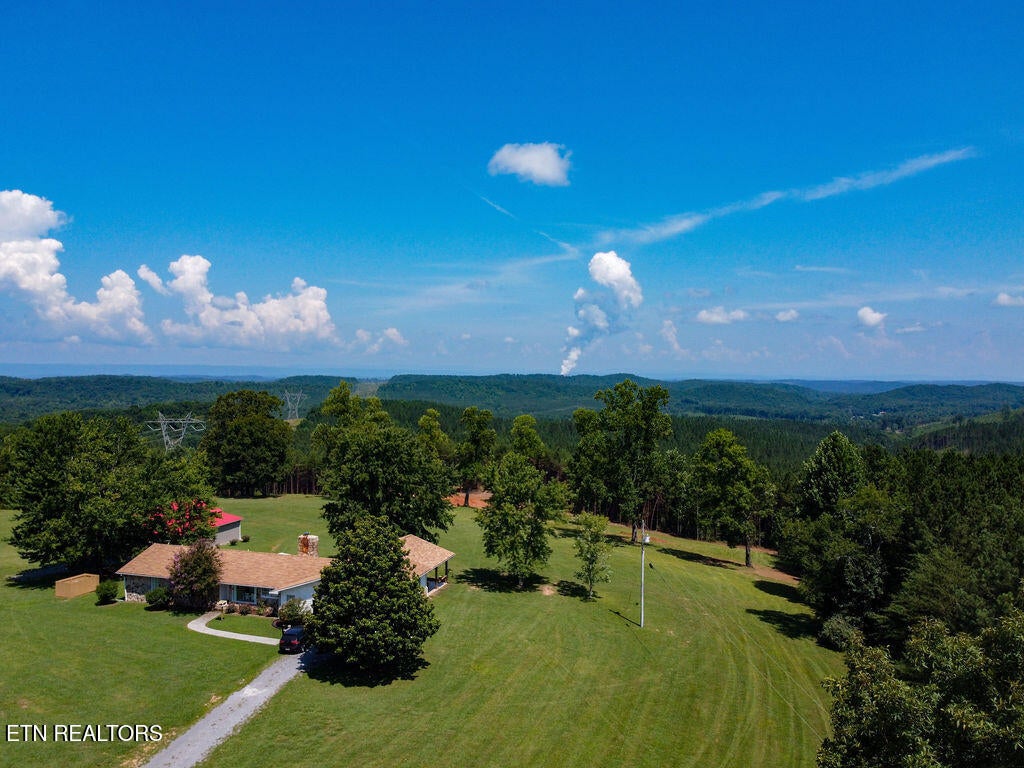 Photo of 1011 Brickell Ridge Rd, Decatur, TN 37322 (MLS # 1353282)