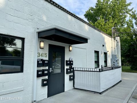 3415 N Broadway St 105 Knoxville TN 37917