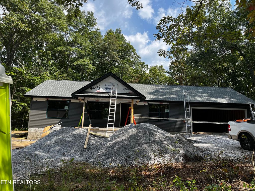 Photo of 41 Peachtree Drive, Crossville, TN 38555 (MLS # 1315440)