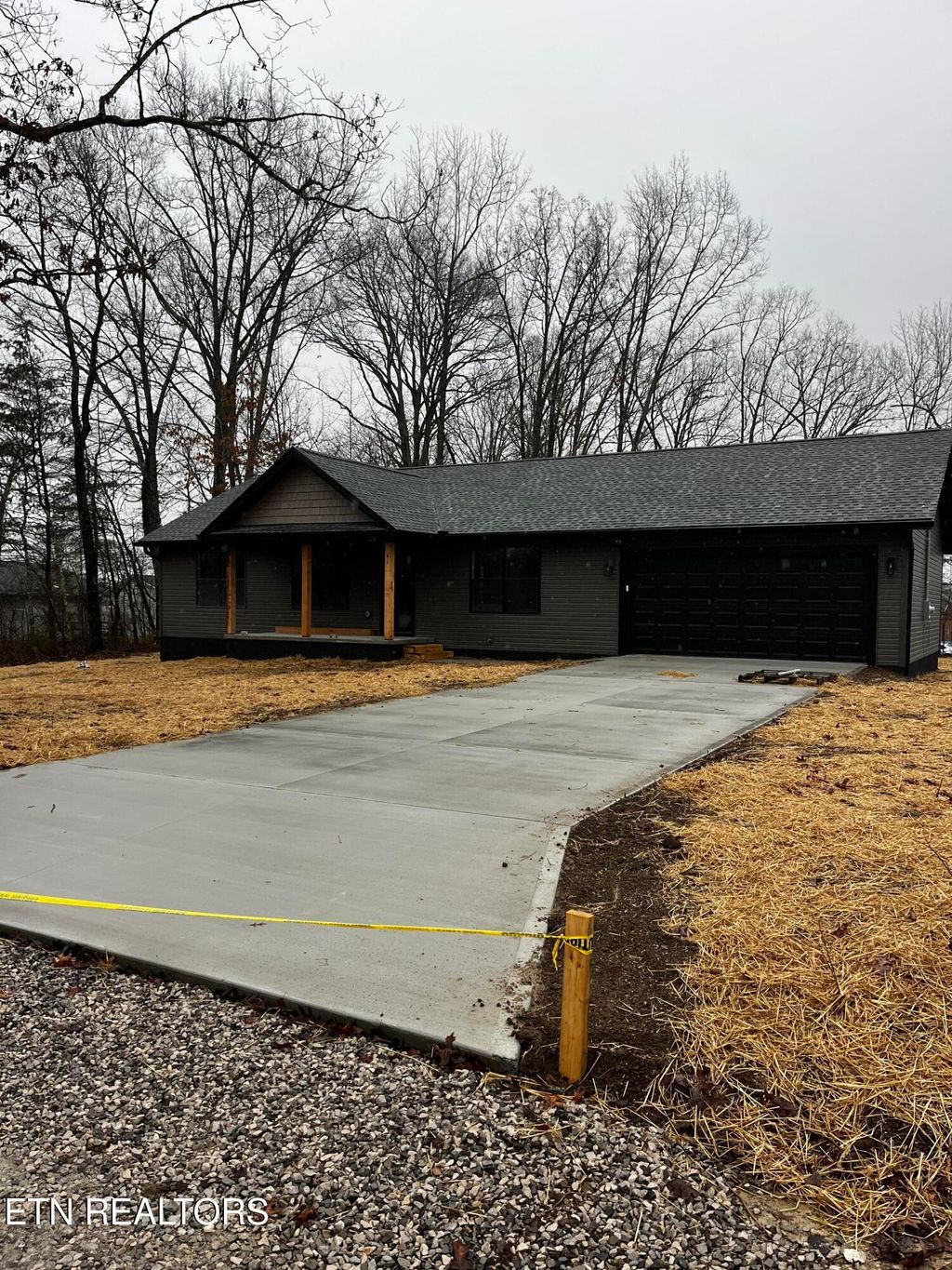 Photo of 41 Peachtree Drive, Crossville, TN 38555 (MLS # 1315440)