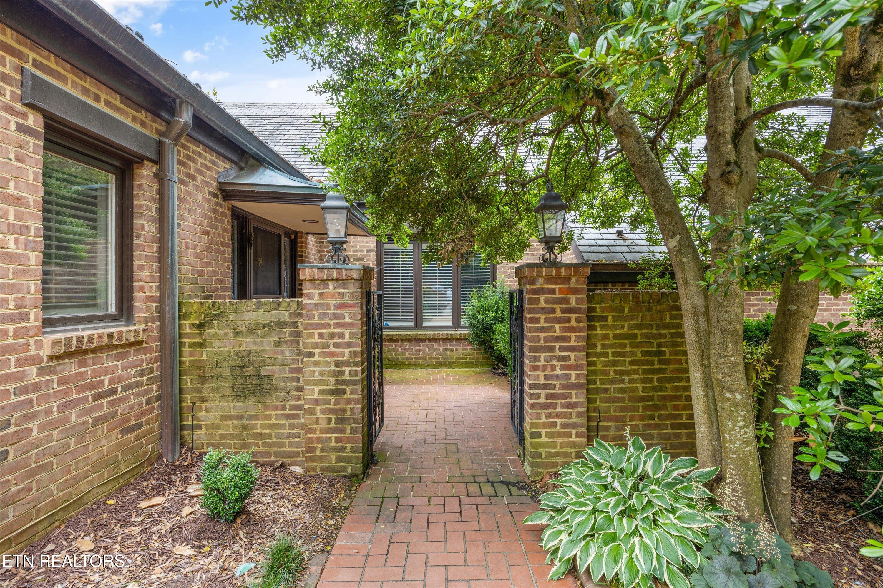 2235 Lake Lane