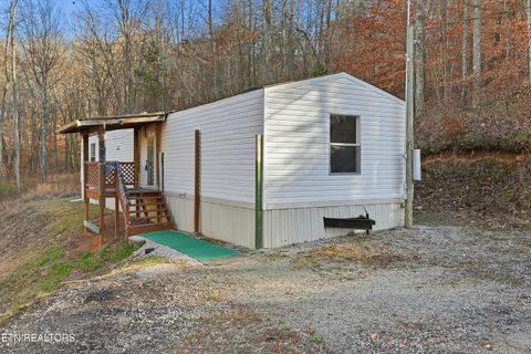 574 Peach Orchard Rd Andersonville TN 37705