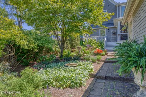 Tiny photo for 1015 Luttrell Street St, Knoxville, TN 37917 (MLS # 1313143)