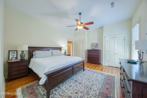 Tiny photo for 1015 Luttrell Street St, Knoxville, TN 37917 (MLS # 1313143)