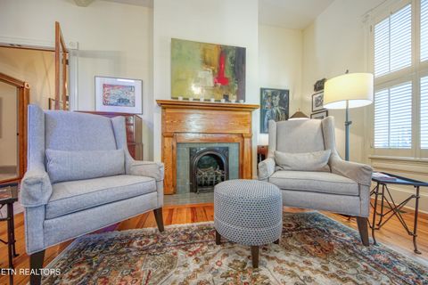 Tiny photo for 1015 Luttrell Street St, Knoxville, TN 37917 (MLS # 1313143)