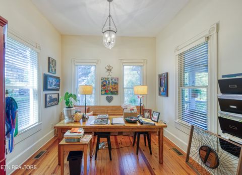Tiny photo for 1015 Luttrell Street St, Knoxville, TN 37917 (MLS # 1313143)