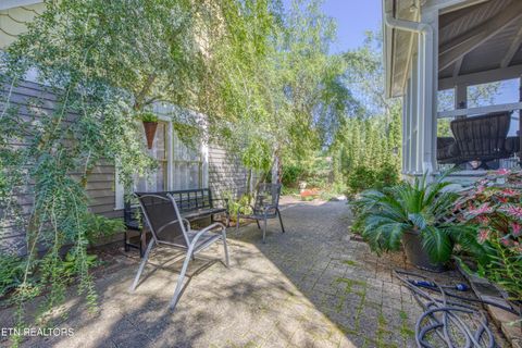 Tiny photo for 1015 Luttrell Street St, Knoxville, TN 37917 (MLS # 1313143)