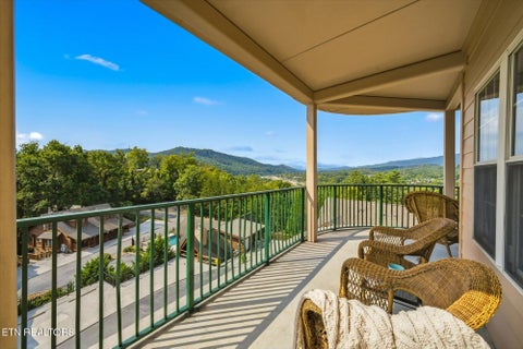Tiny photo for 410 Big Bear Way #UNIT 3005, Pigeon Forge, TN 37863 (MLS # 1356139)