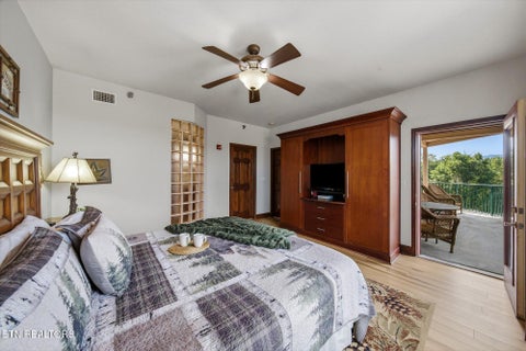 Tiny photo for 410 Big Bear Way #UNIT 3005, Pigeon Forge, TN 37863 (MLS # 1356139)