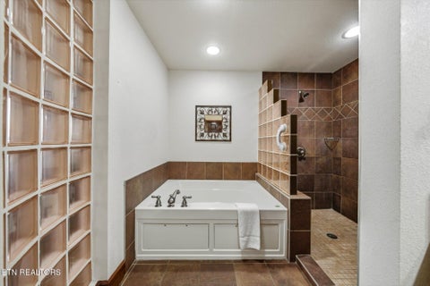 Tiny photo for 410 Big Bear Way #UNIT 3005, Pigeon Forge, TN 37863 (MLS # 1356139)