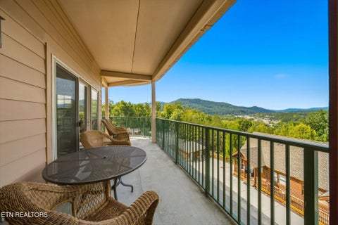 Tiny photo for 410 Big Bear Way #UNIT 3005, Pigeon Forge, TN 37863 (MLS # 1356139)