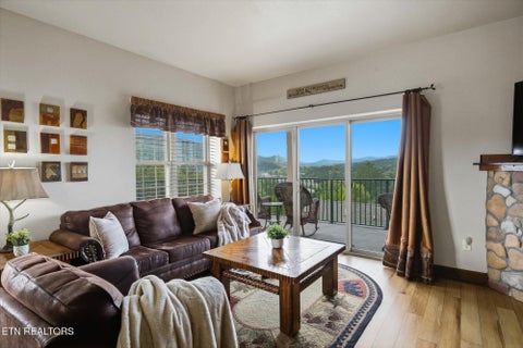 Tiny photo for 410 Big Bear Way #UNIT 3005, Pigeon Forge, TN 37863 (MLS # 1356139)