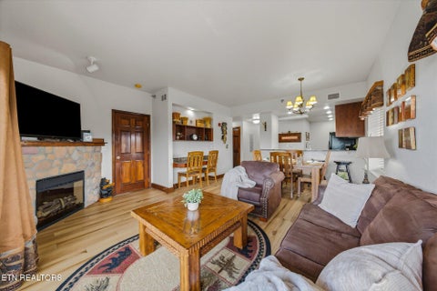 Tiny photo for 410 Big Bear Way #UNIT 3005, Pigeon Forge, TN 37863 (MLS # 1356139)