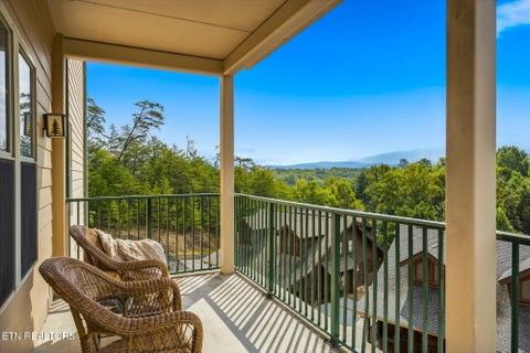Tiny photo for 410 Big Bear Way #UNIT 3005, Pigeon Forge, TN 37863 (MLS # 1356139)