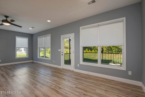 Tiny photo for 211 Ogana Lane, Loudon, TN 37774 (MLS # 1359860)