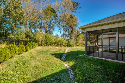 Tiny photo for 211 Ogana Lane, Loudon, TN 37774 (MLS # 1359860)