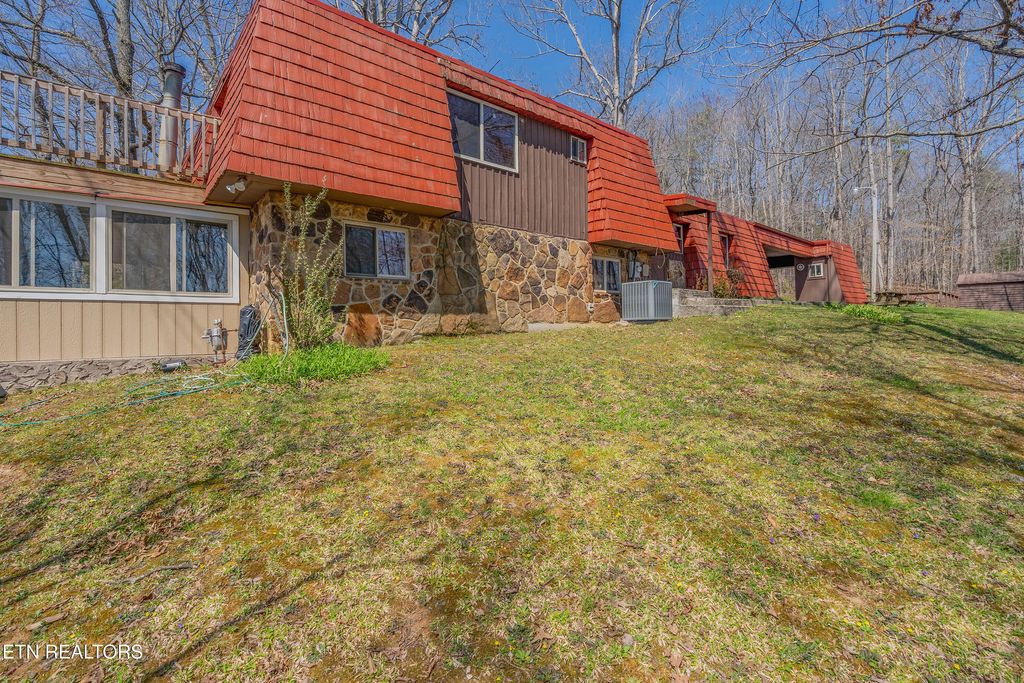 Photo of 1593 Baker Hwy, Huntsville, TN 37756 (MLS # 1333726)